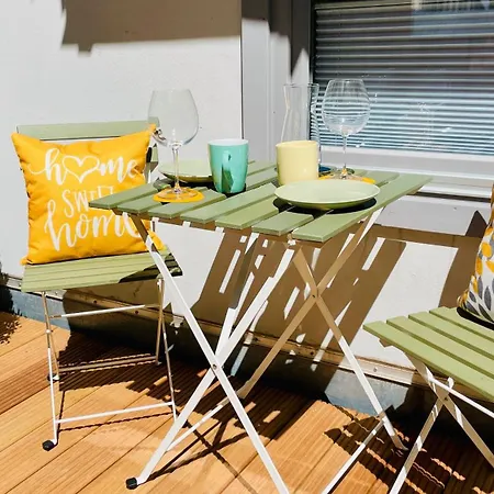 Fewozauber - Dom Oase, Zentrum, Terrasse, Business, Familie, Haustiere Апартаменты Шверин