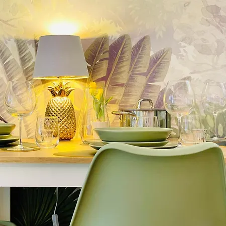 Апартаменты Fewozauber - Dom Oase, Zentrum, Terrasse, Business, Familie, Haustiere Шверин