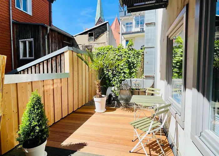 Apartamento Fewozauber - Dom Oase, Zentrum, Terrasse, Business, Familie, Haustiere